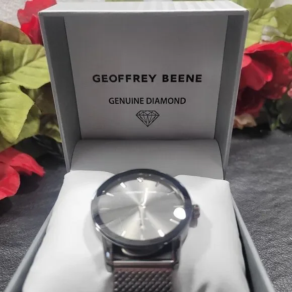 New In Box Geoffrey Beene Gunmetal Mens Watch - Picture 8 of 9